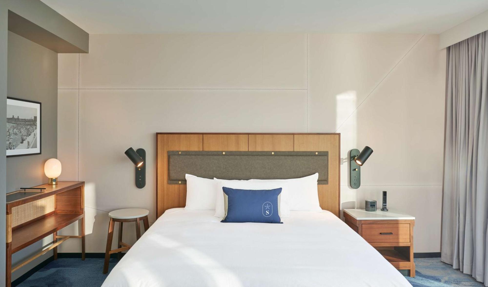 High Floor King Room - Hearing Accessible