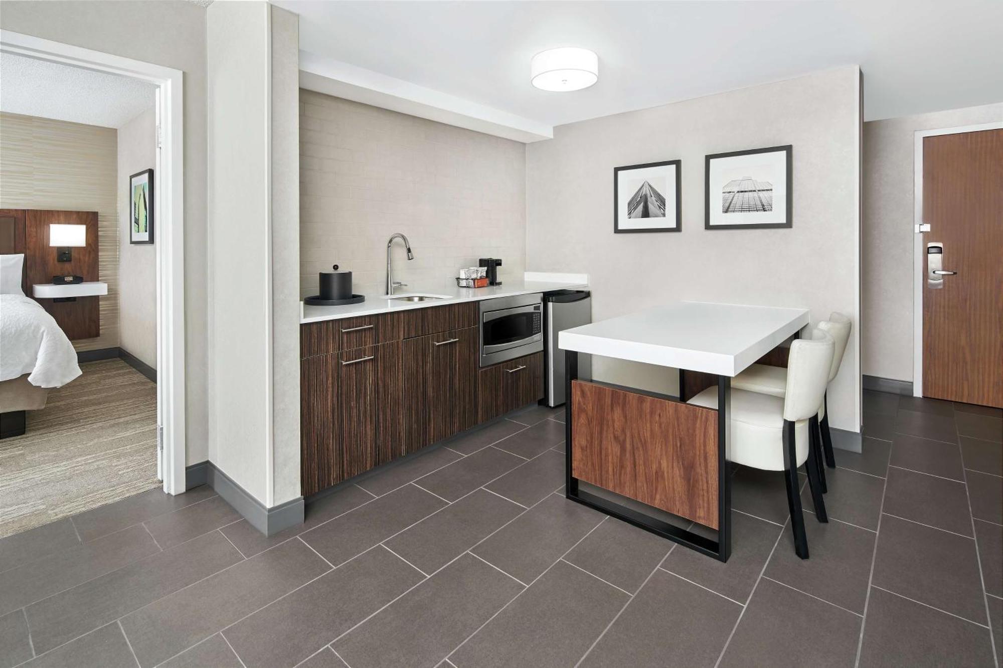 One-Bedroom Suite with Two Queen Beds