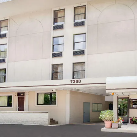 Super 8 By Wyndham Chicago Il-2