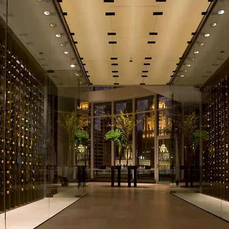 Trump International Hotel & Tower Chicago-3