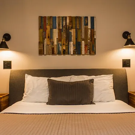Villa Dubois Guest House-3