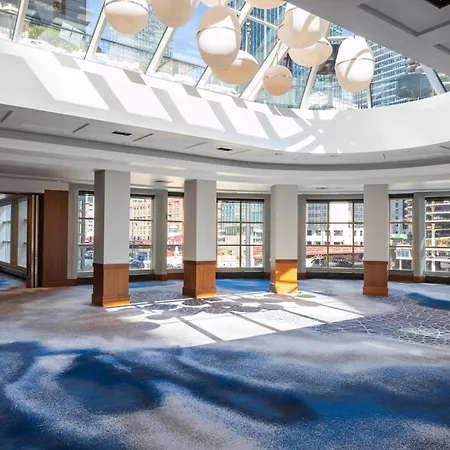 Renaissance Chicago Downtown Hotel-2
