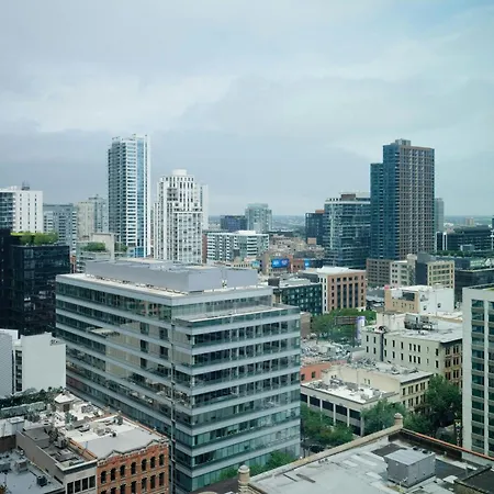 Springhill Suites Chicago Downtown/River North-3
