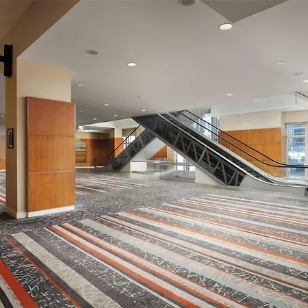 Embassy Suites By Hilton Chicago Downtown Magnificent Mile-3